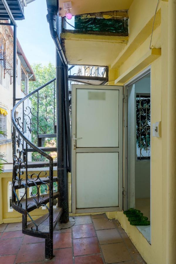 Hanoi Retro 80S Homestay Buitenkant foto